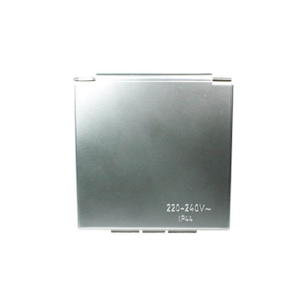 Couvercle gris-argente