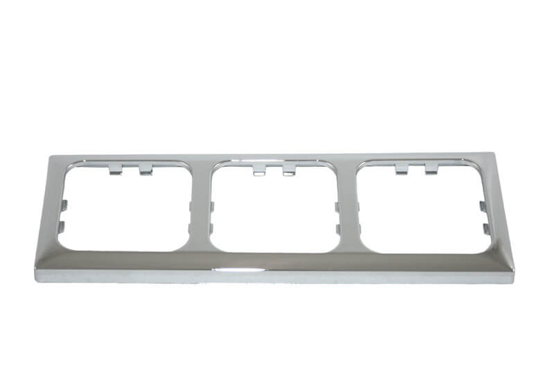 Opal cadre triple pour prises chrome - emballé